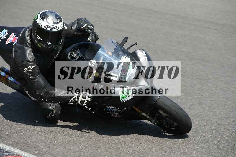 /Archiv-2023/28 05.06.2023 Moto Club Anneau du Rhin/vert-medium/1